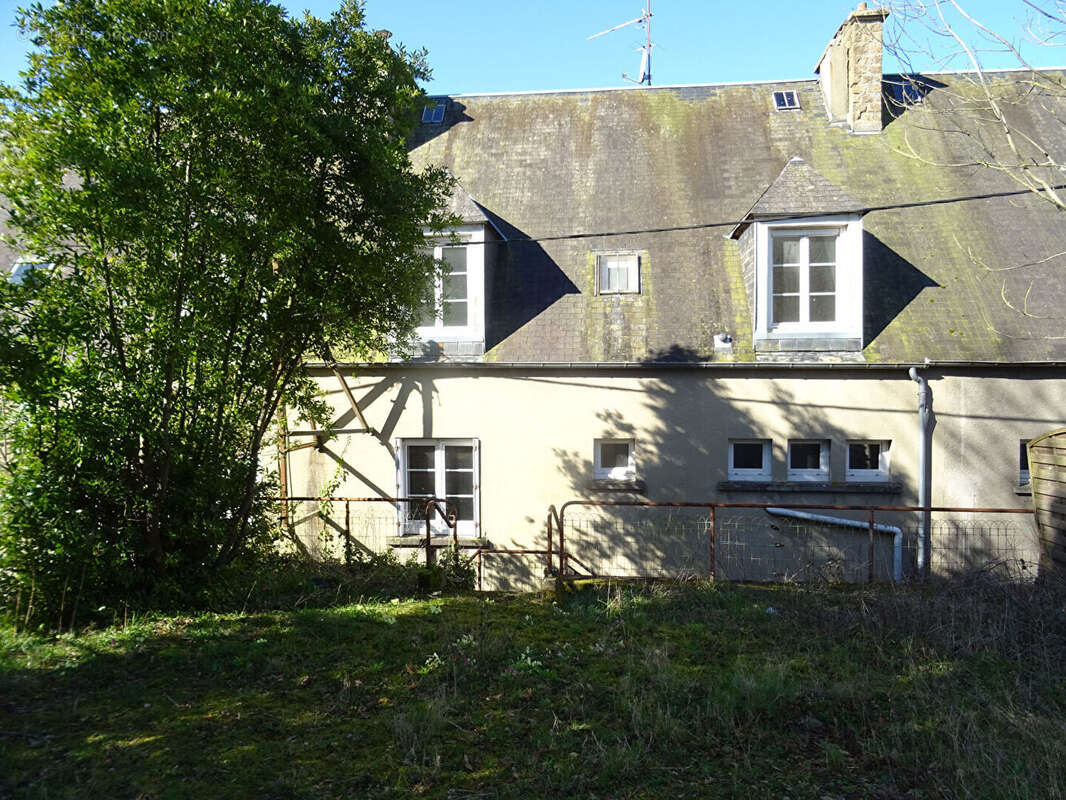 Maison 150 m² à Mortain  - photo 14