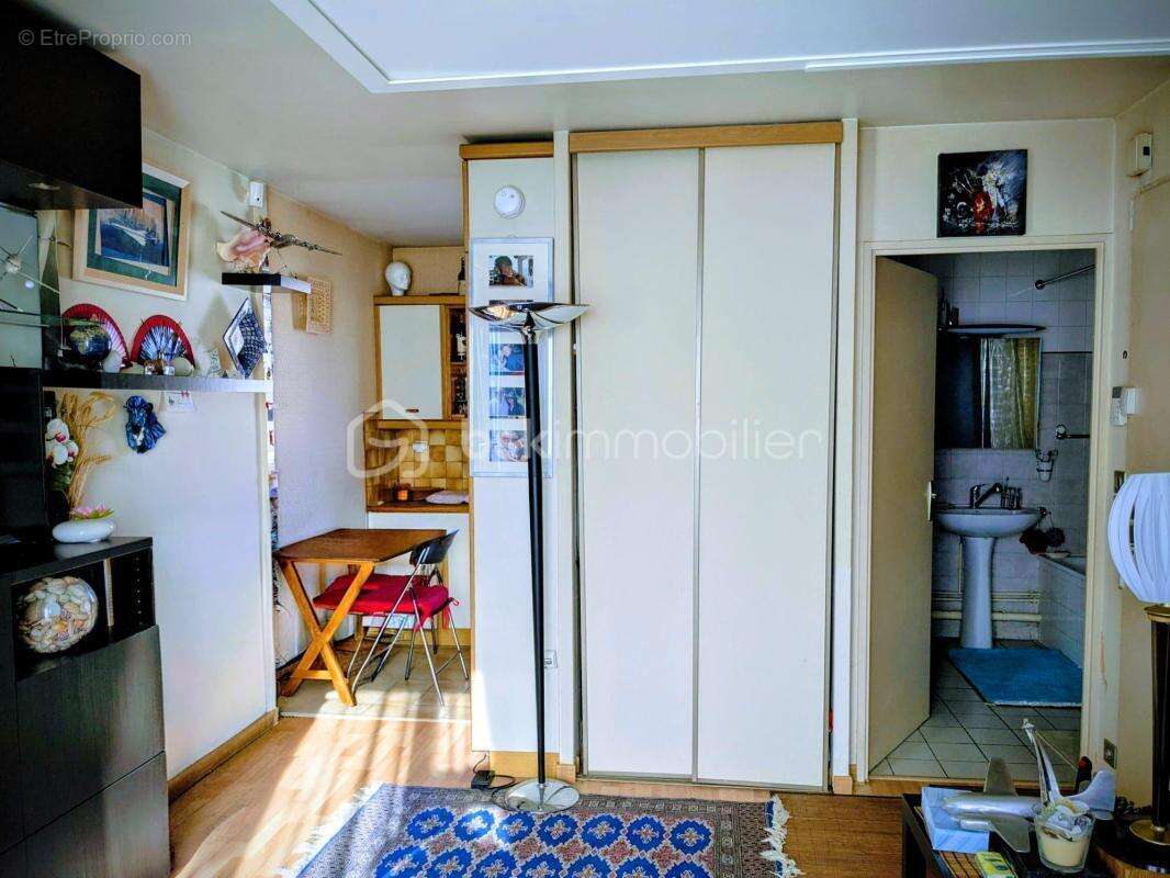 Appartement à MENNECY