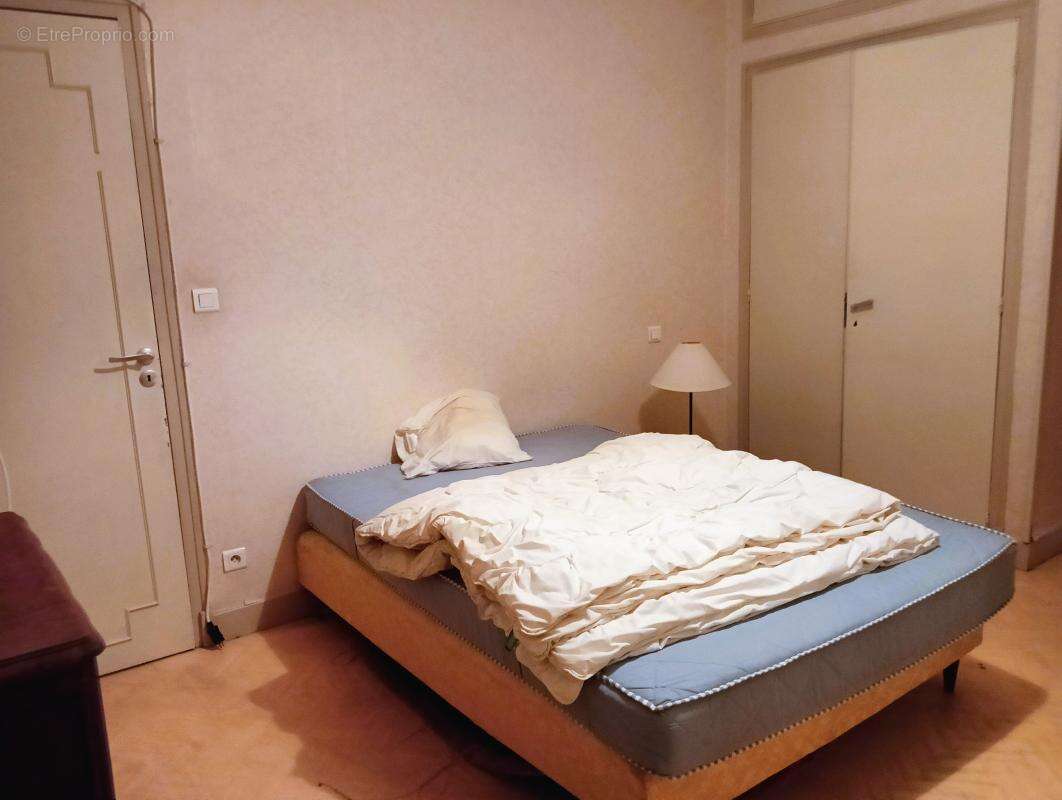 Appartement à DECAZEVILLE