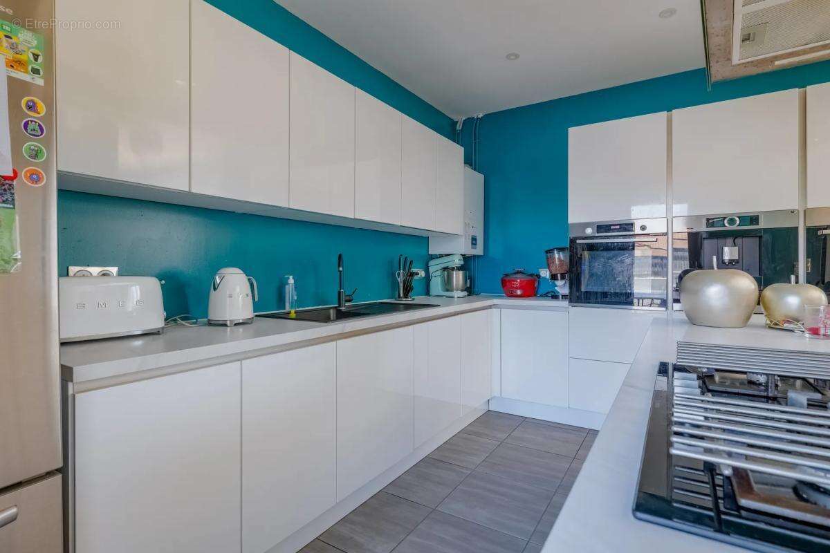 Maison de 6 pièces de 128 m² à Charvieu-Chavagneux - photo 6