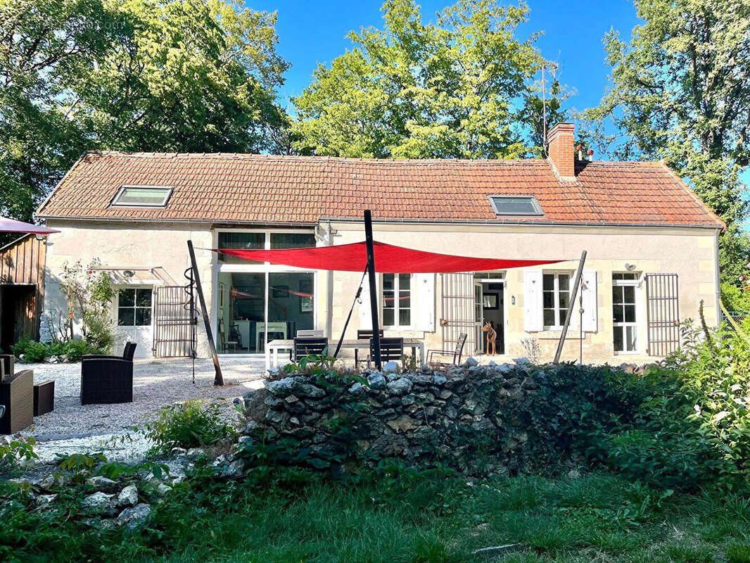 Maison à MONTHOU-SUR-CHER