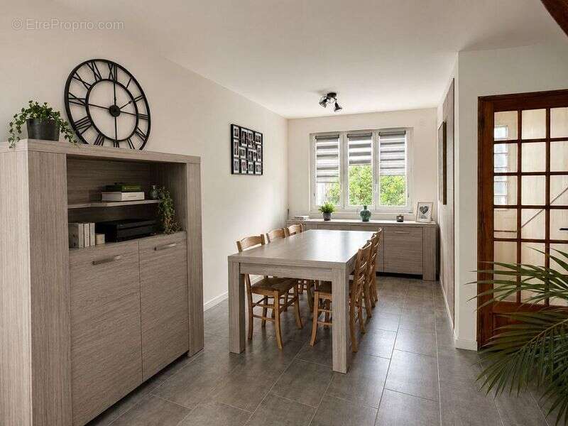 Maison 125 m² à Veron  - photo 2
