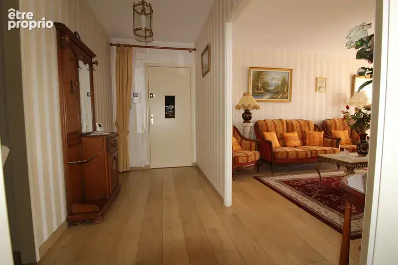 Appartement avec ASCENCEUR à vendre avec 3 CHAMBRES et 5 pièces LA ROCHE SUR YON (85) - photo 47