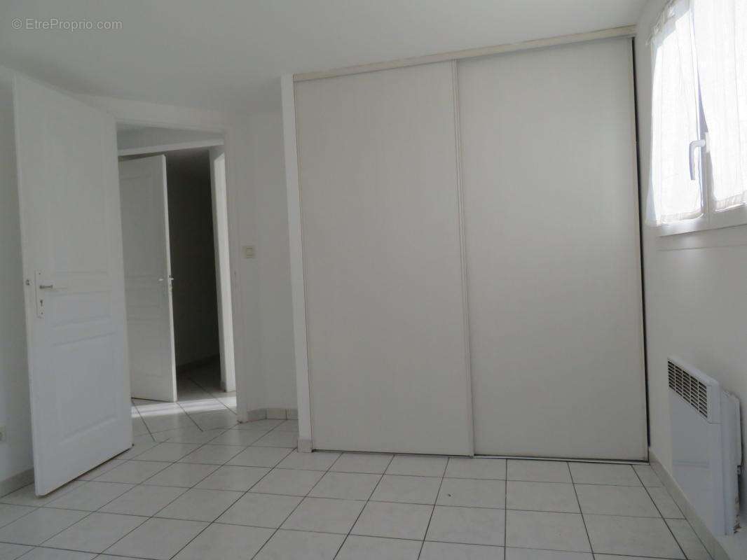 Maison 96 m² à La Jarne  - photo 10