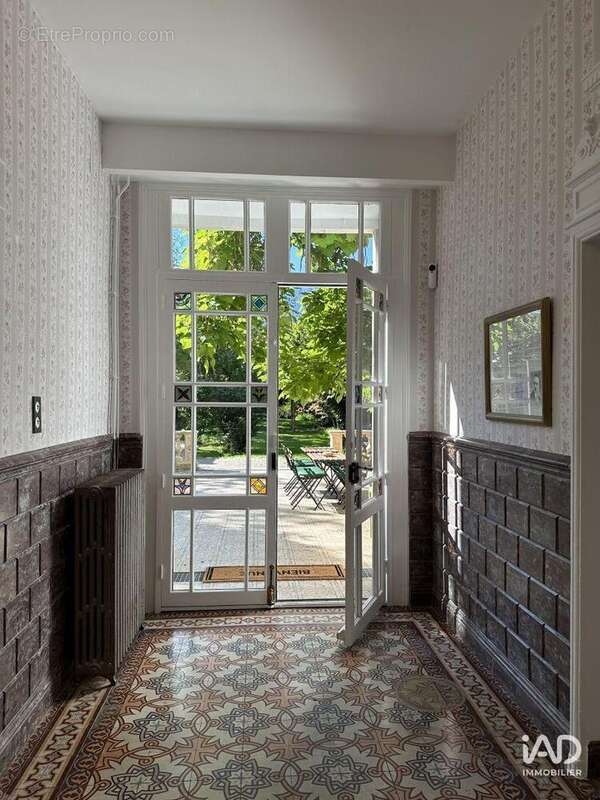 Photo 7 - Commerce à PRADES