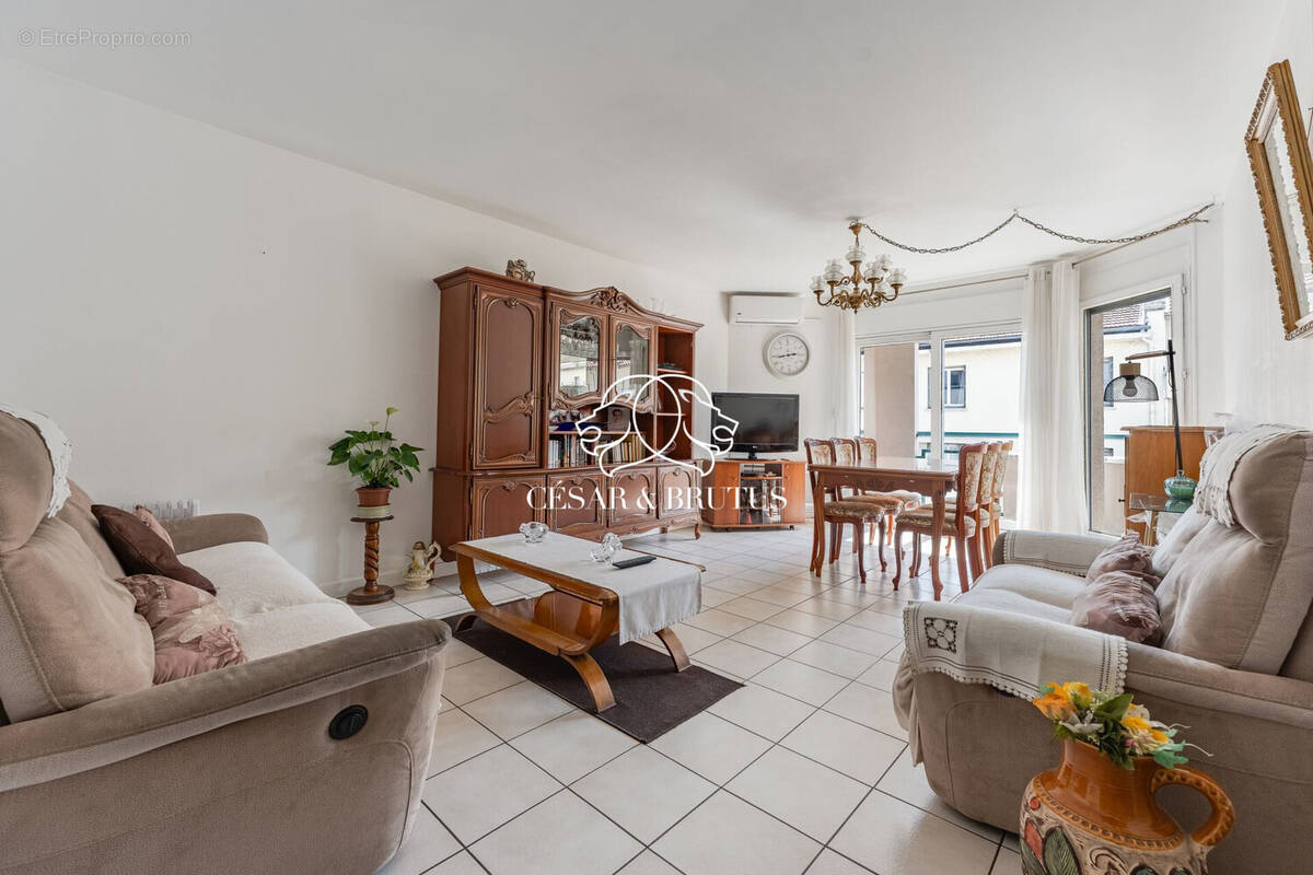 Appartement à LYON-7E