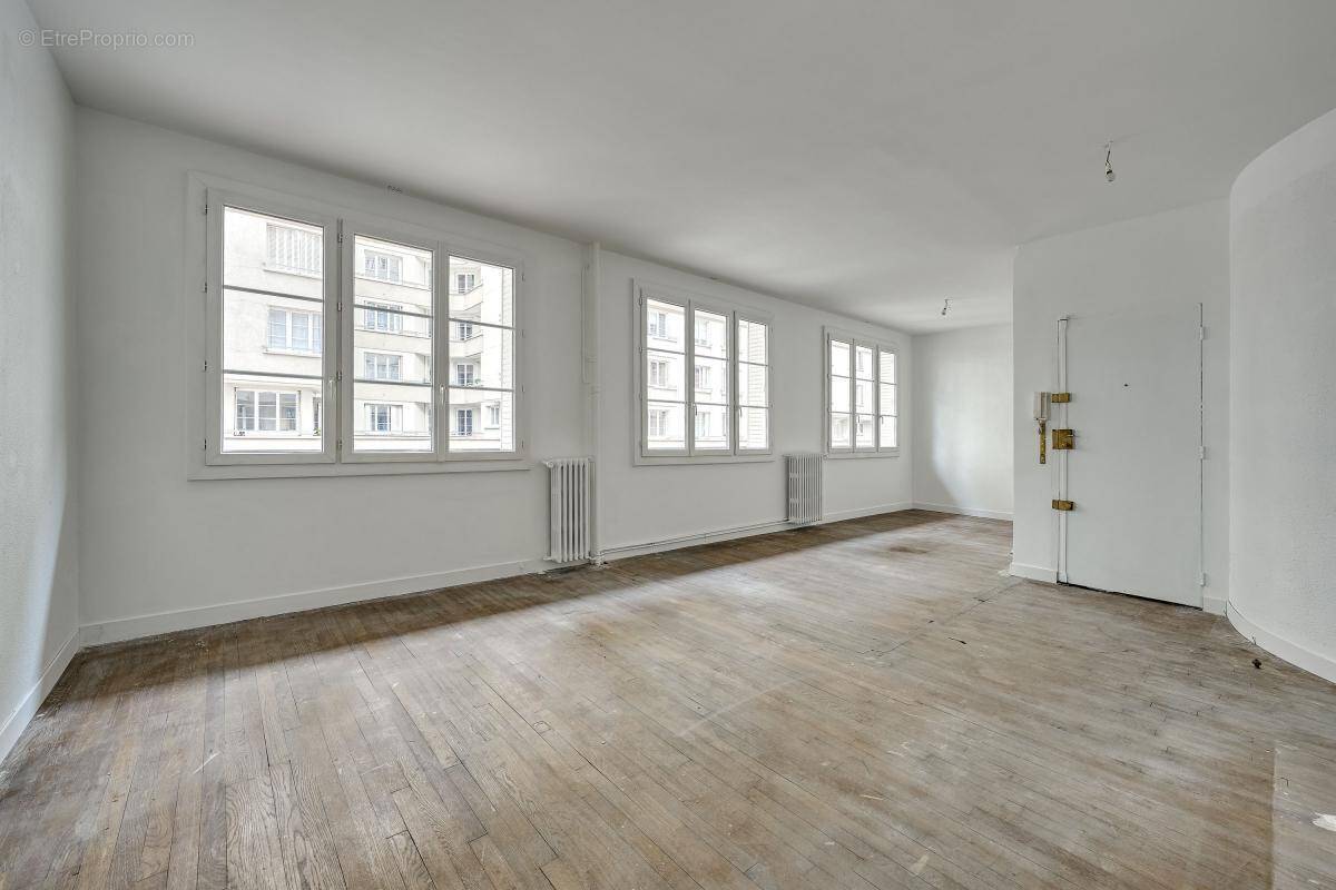 Appartement à ISSY-LES-MOULINEAUX