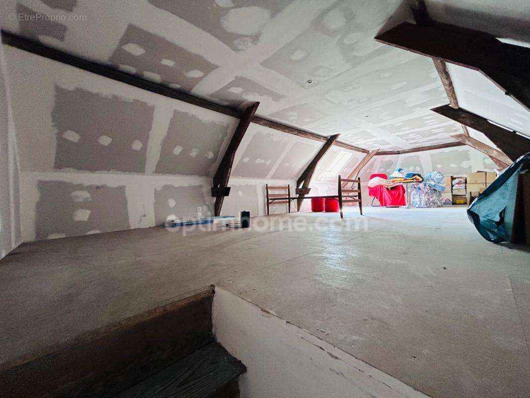Maison 7 pièces SAINT QUENTIN (02) - photo 10