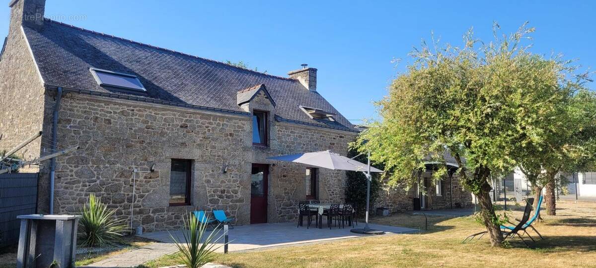Photo 1 - Maison à LOCMINE