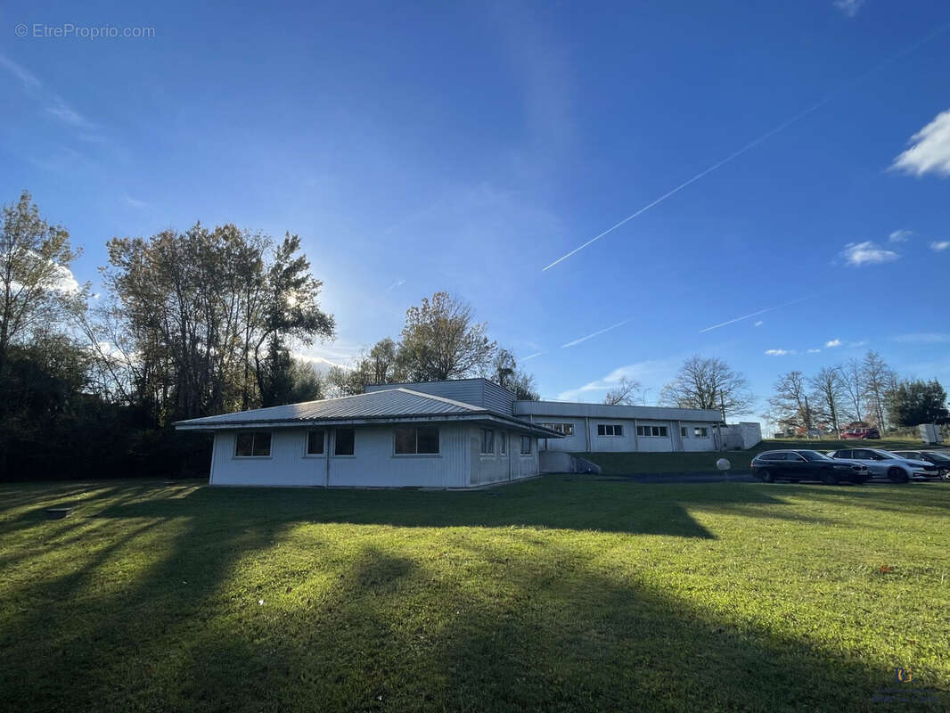 Commerce à SALIES-DE-BEARN