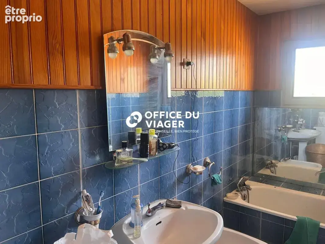 Maison - 5 pièces - 135 m² - photo 4