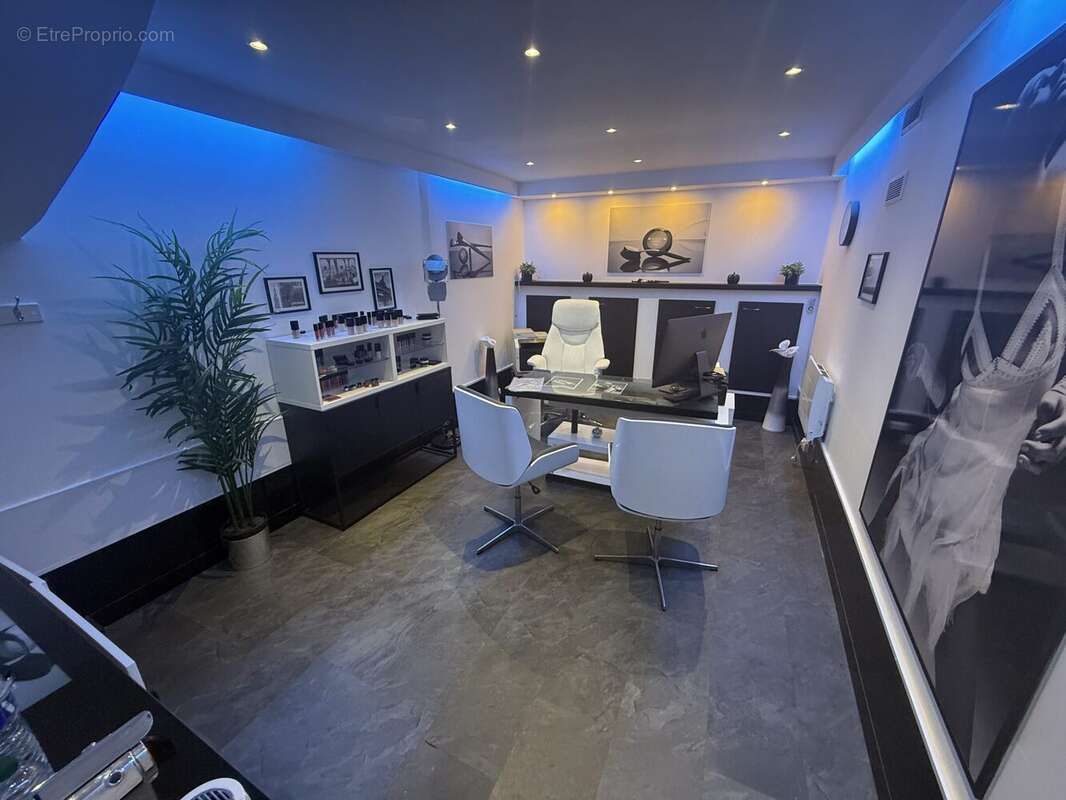 Commerce à PARIS-15E