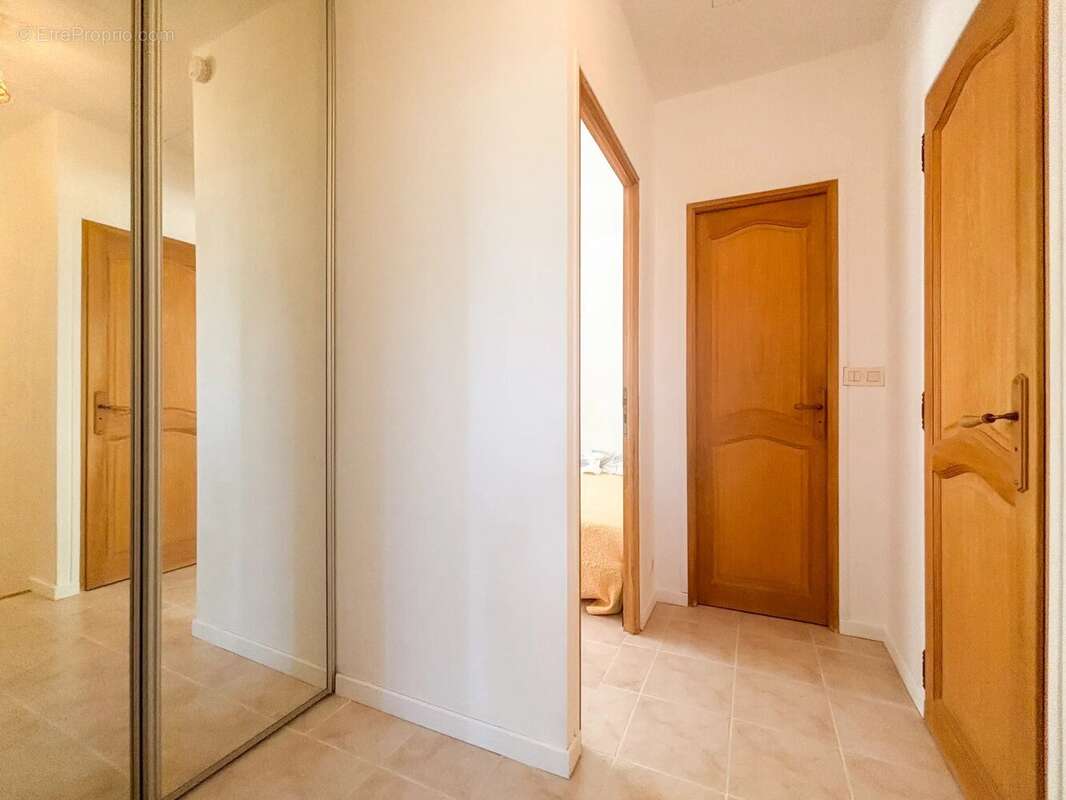 NICE-LANTERNE: Maison 4-5 pièces avec jardin - photo 24
