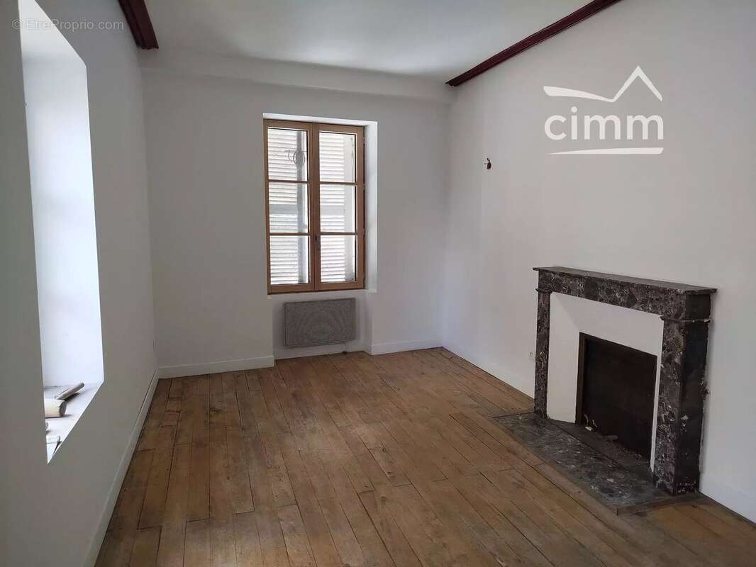 Maison de ville à rénover - photo 4
