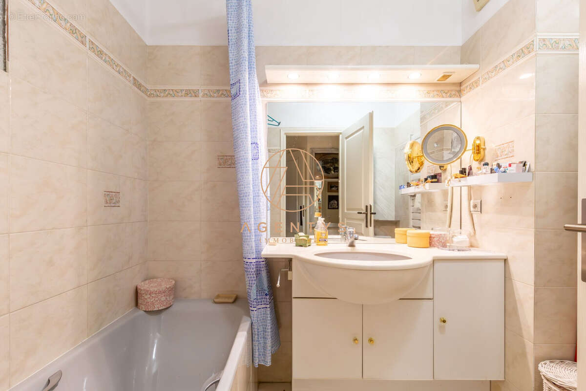 Appartement à LE PERREUX-SUR-MARNE