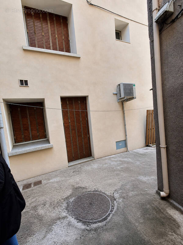 Maison à VILLENEUVE-LES-BEZIERS