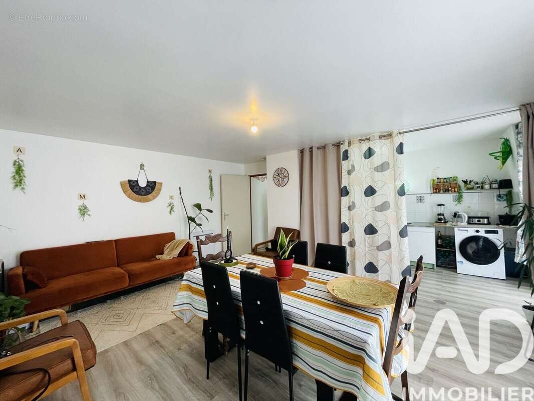 Photo 3 - Appartement à MONTEREAU-FAULT-YONNE