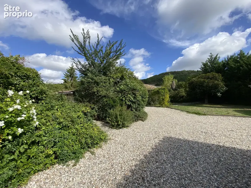 Charmante maison de plain-pied avec piscine et grange dans la vallée ensoleillée de Courbiac - photo 18
