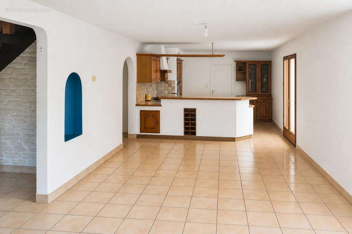 Maison de 7 pièces de 212 m² à Le Poinçonnet - photo 13