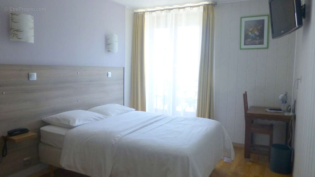 Grand Hotel-Restaurant en centre ville - photo 6