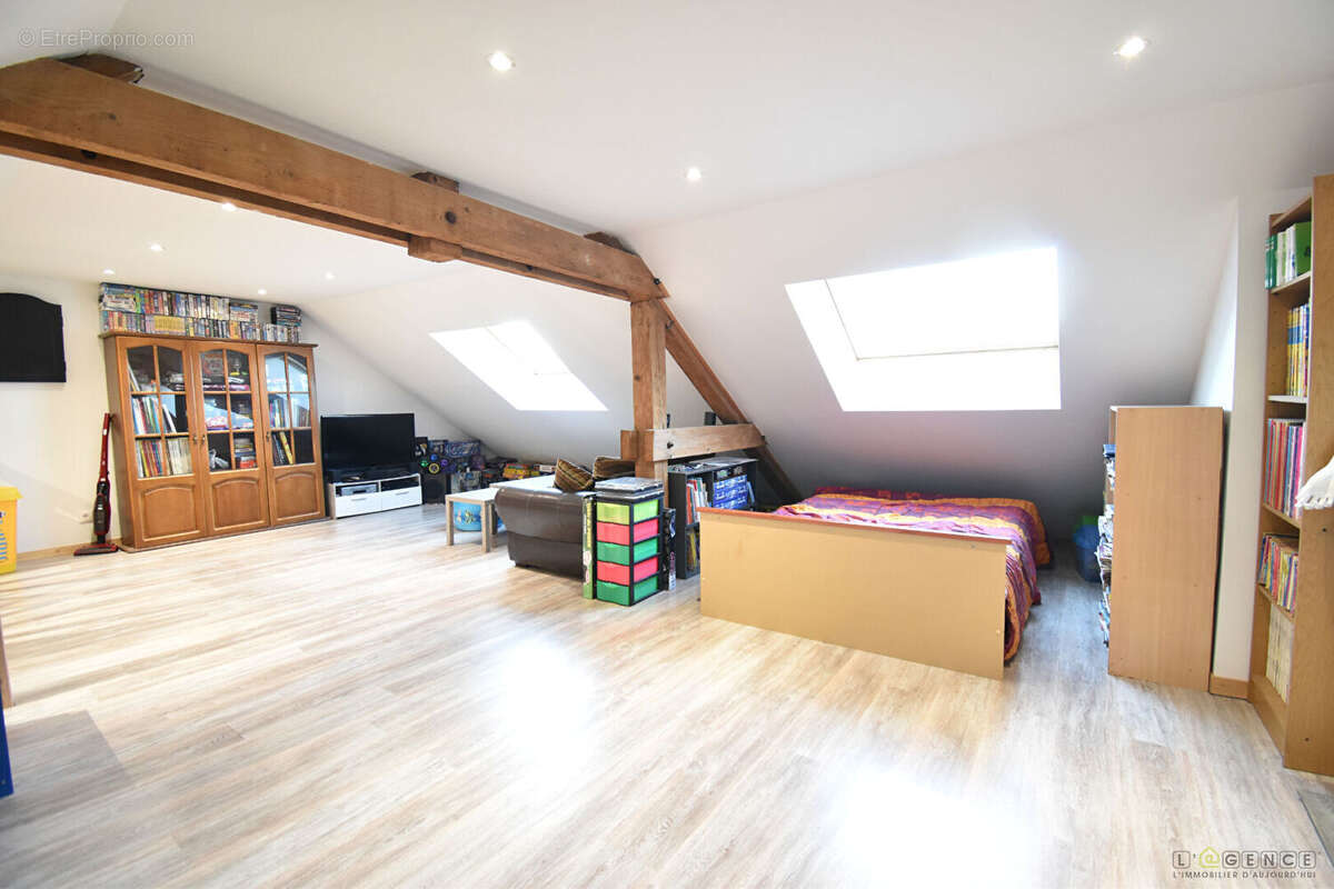 Maison à SAINT-LEONARD