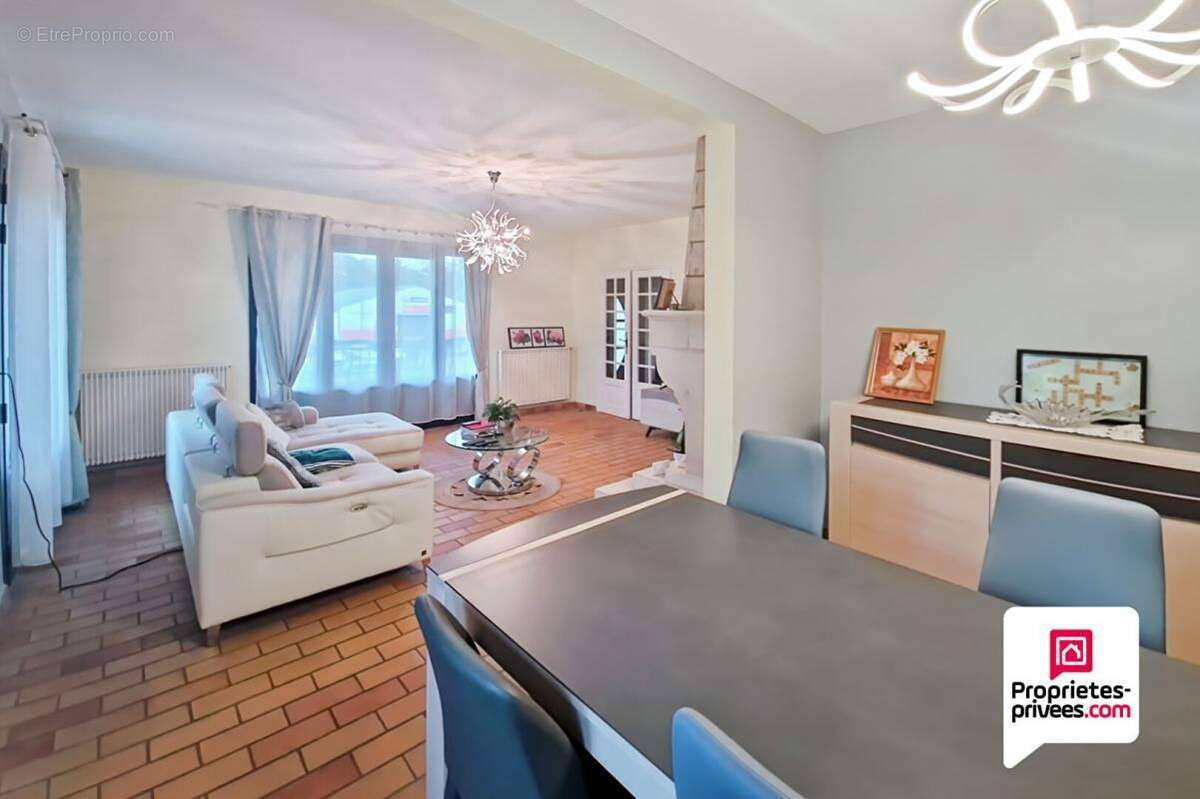 Maison à LANGON