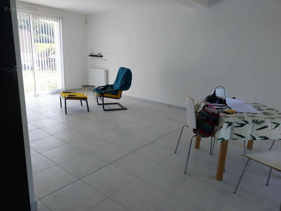 Maison à NEUFCHATEL-EN-BRAY