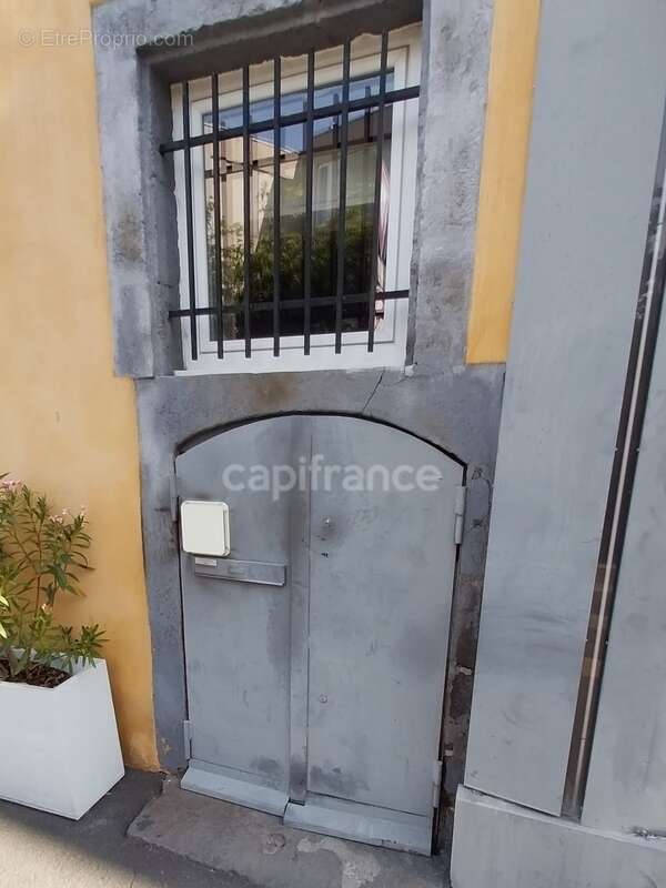 Commerce à CLERMONT-FERRAND