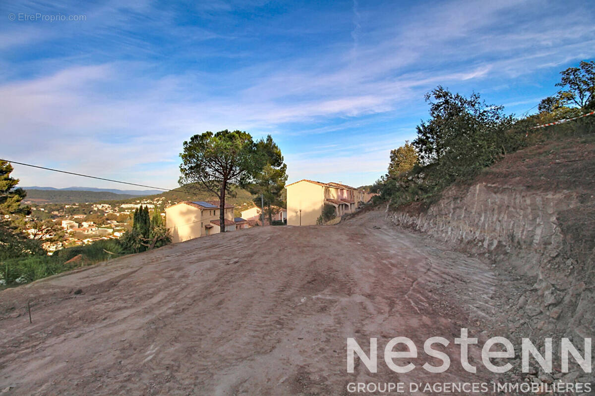 Terrain à VIDAUBAN