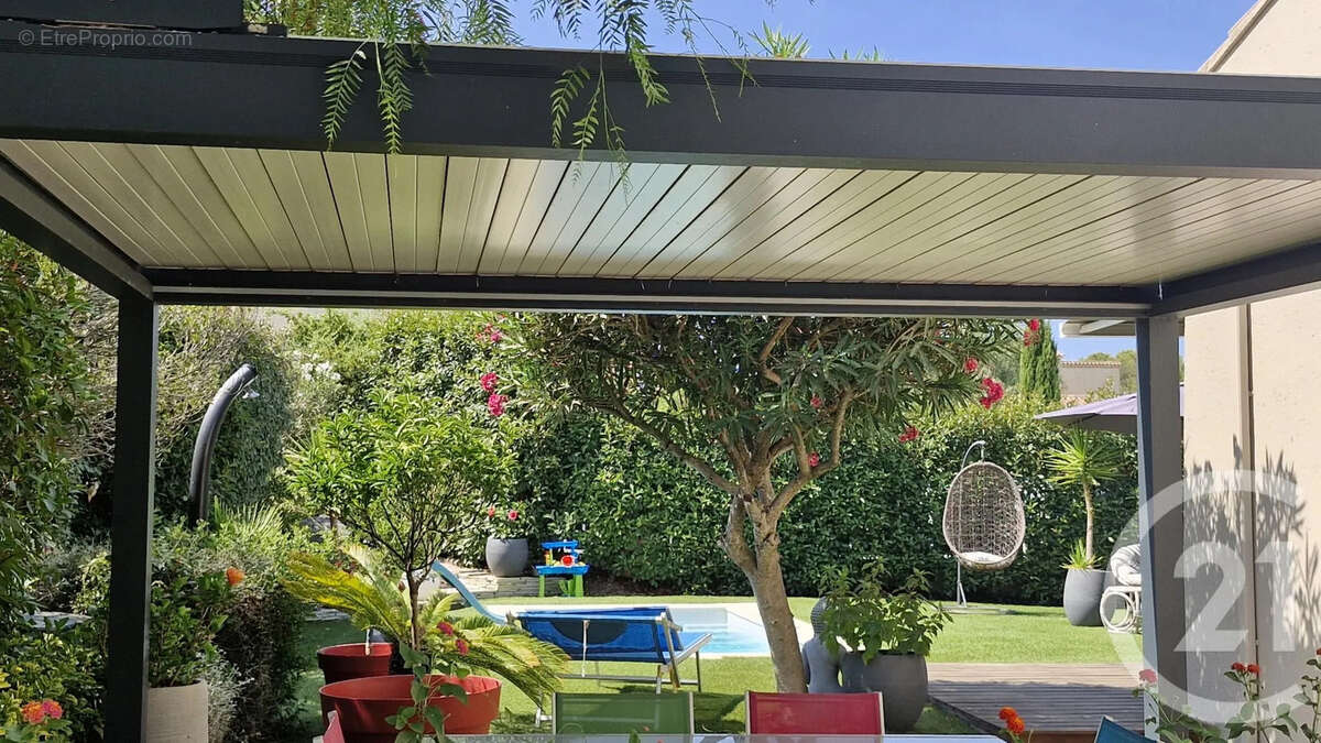 Maison 143 m² à Six-Fours-Les-Plages  - photo 4