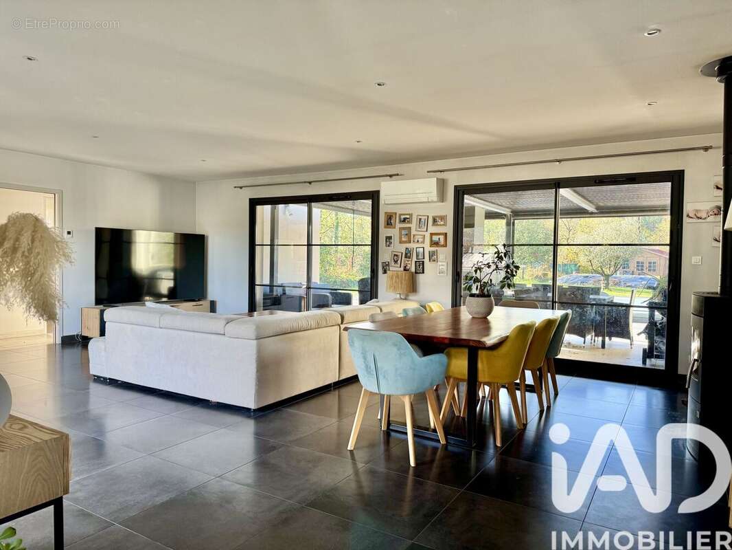 Photo 2 - Maison à LE BARP