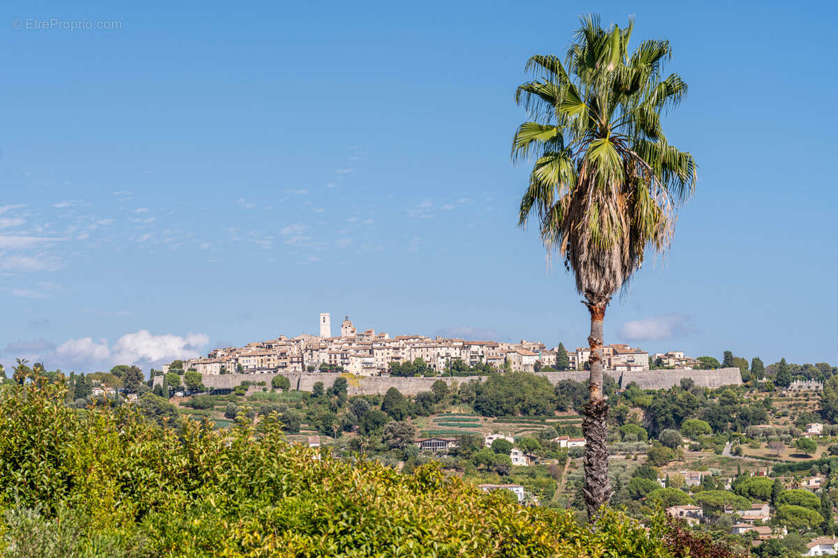 Maison à LA COLLE-SUR-LOUP