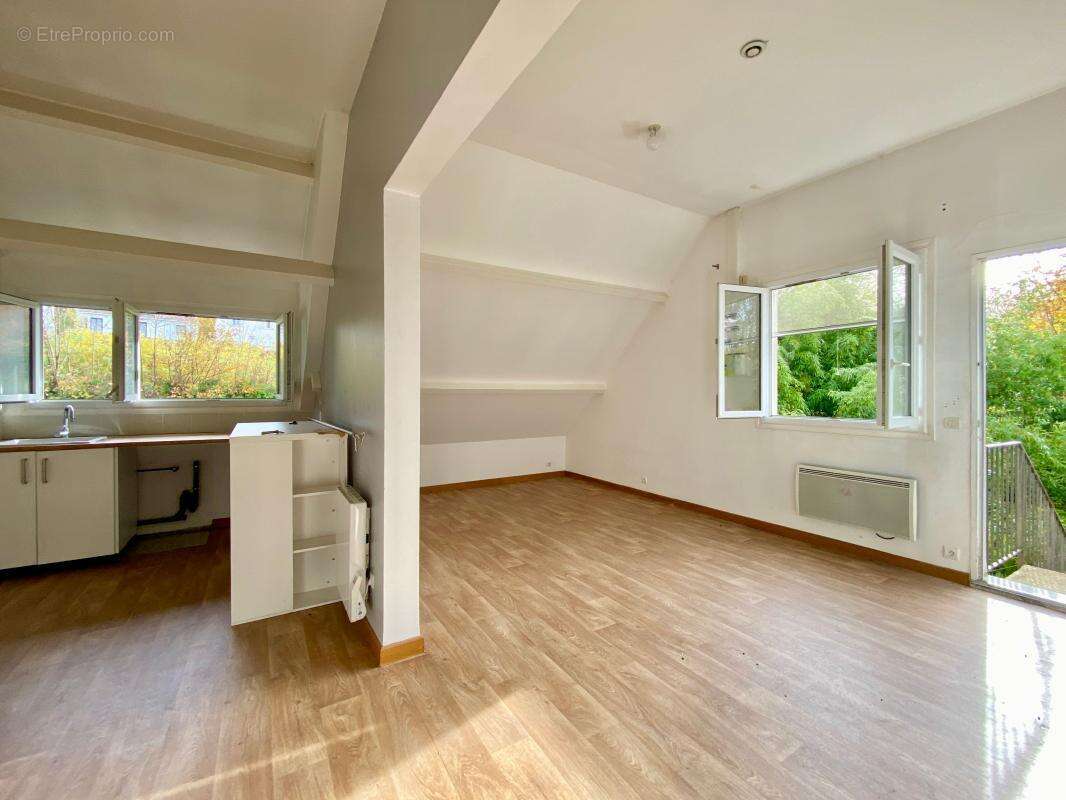 Maison à MAREIL-SUR-MAULDRE