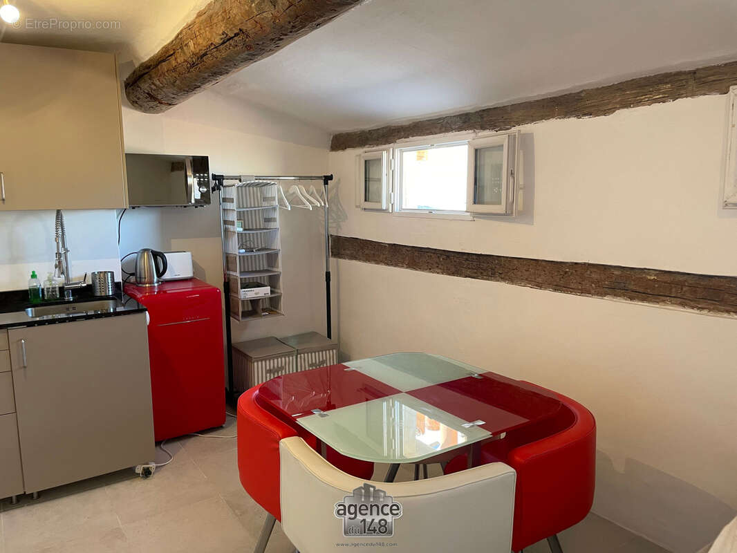 Appartement à MARSEILLE-2E