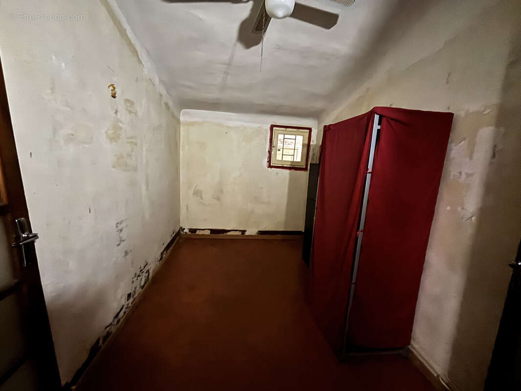 Appartement à MARSEILLE-1E