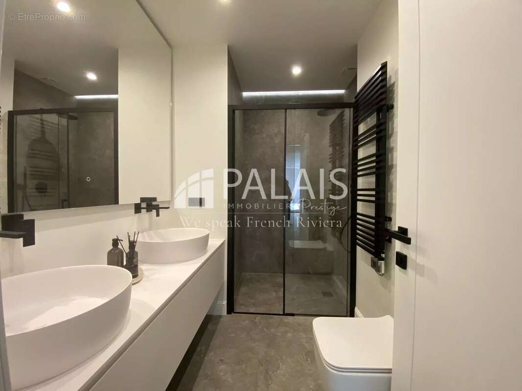 Appartement à VILLEFRANCHE-SUR-MER