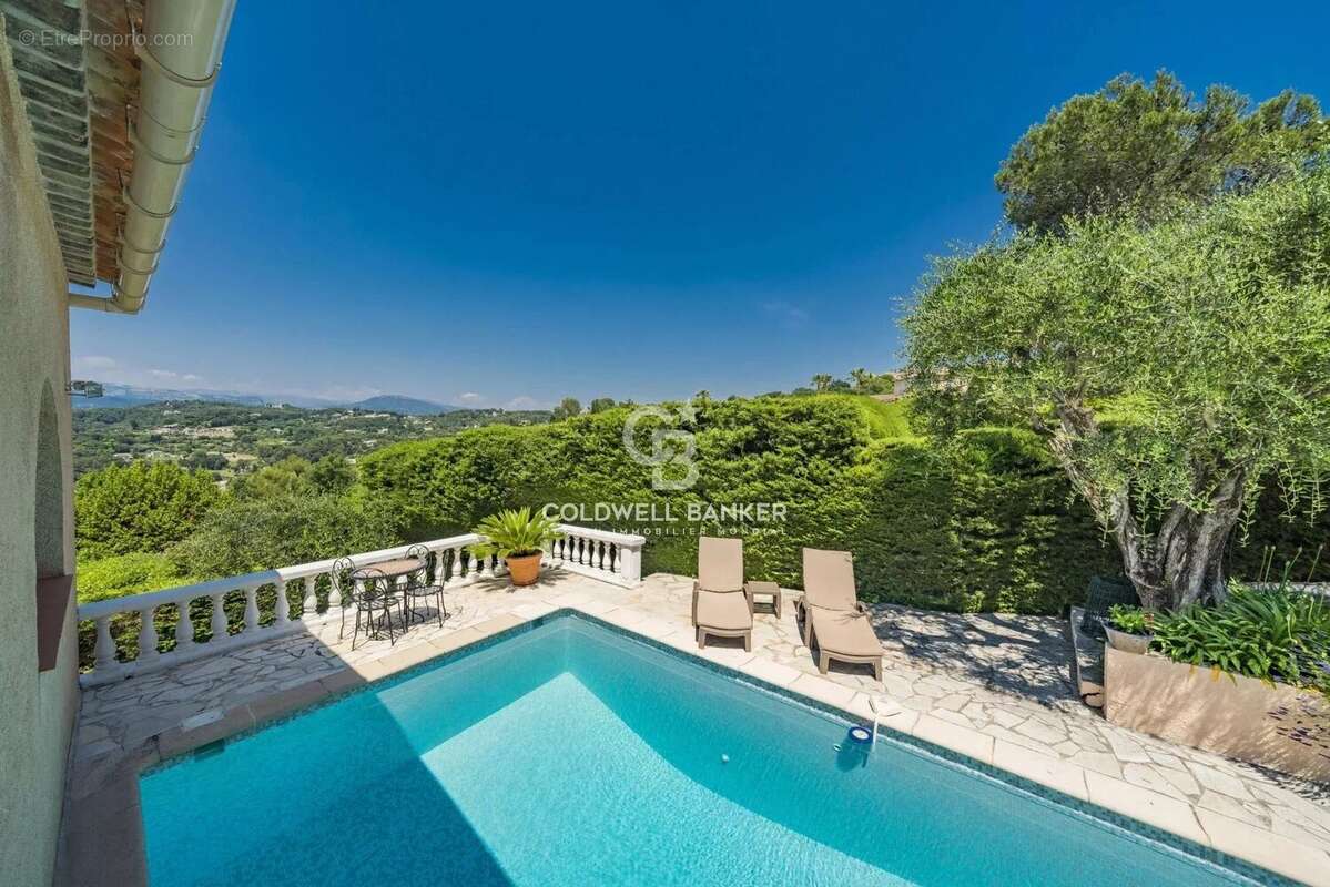 Maison à MOUGINS