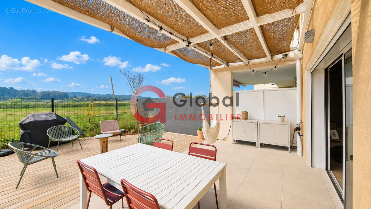 Appartement à LANCON-PROVENCE