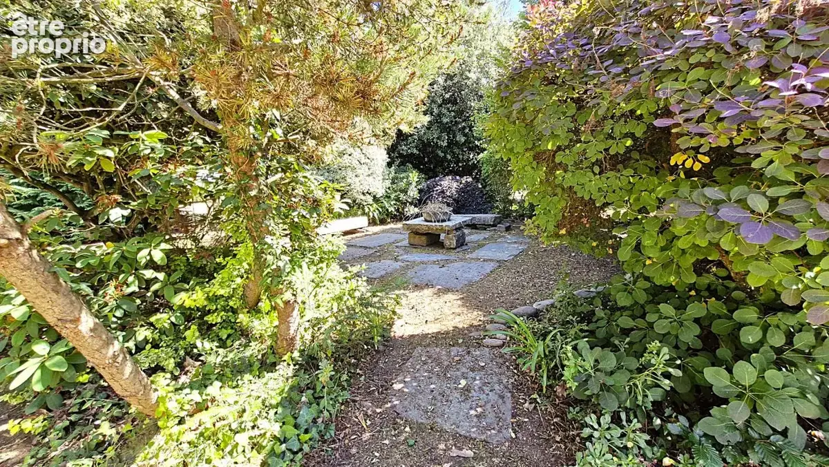 Propriété d'architecte de caractère   Parc paysager, piscine - photo 8
