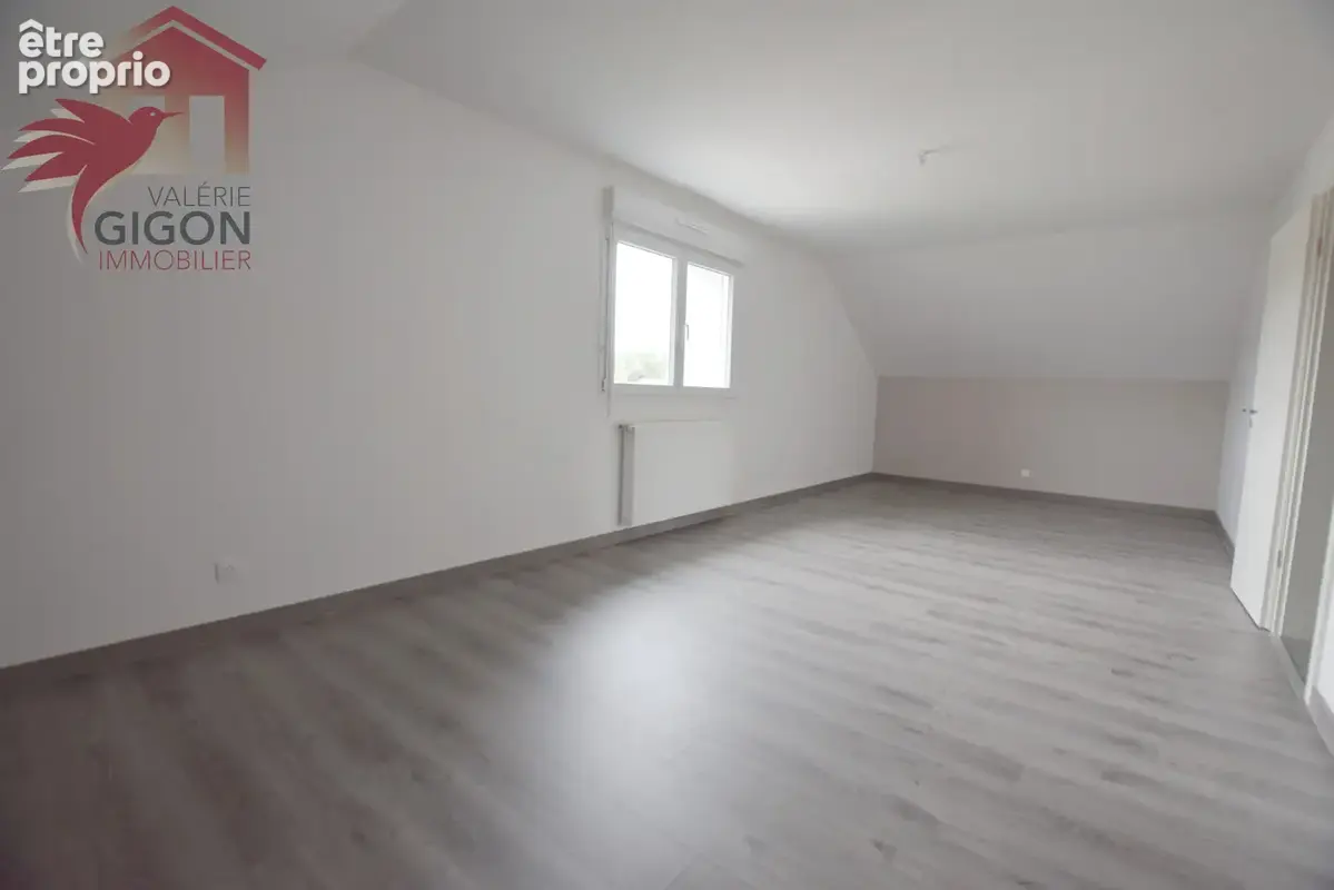 BELLE MAISON PRETE A VIVRE entièrement RENOVEE tant à l'intérieur qu'à l'extérieur, idéale pour une famille - photo 5