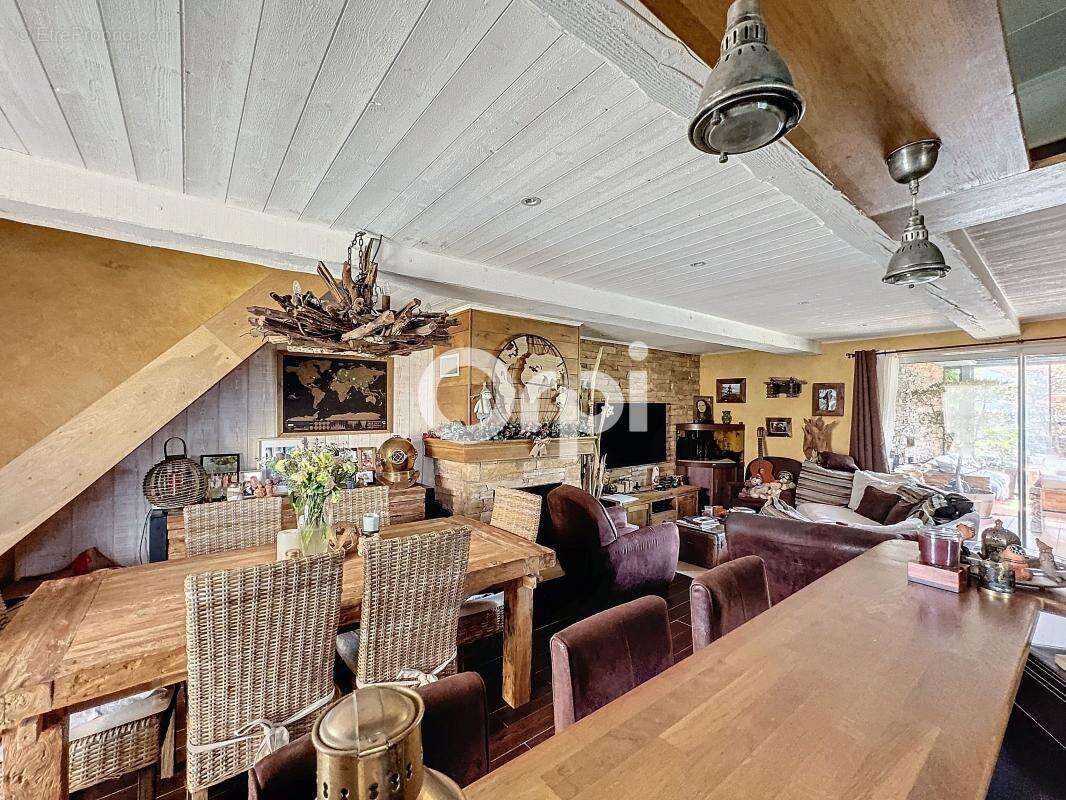 Maison à VILLENEUVE-LOUBET