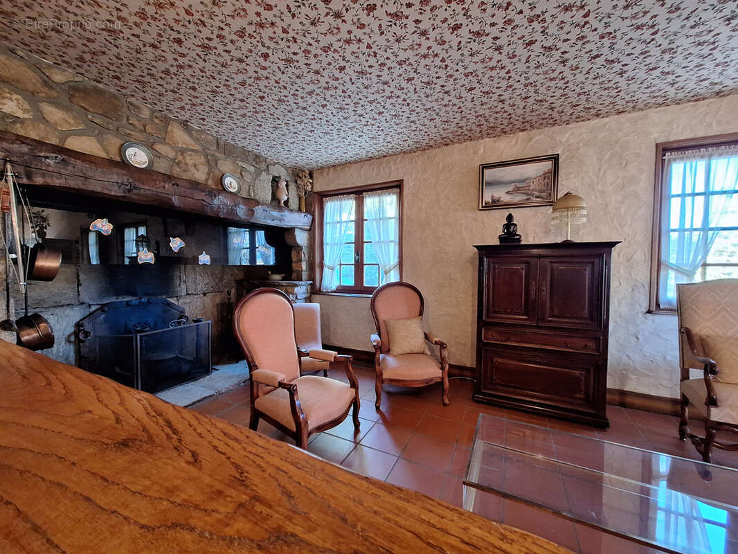 Maison à PONT-DE-LARN