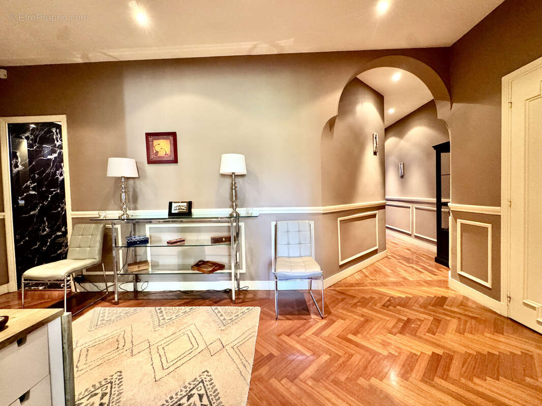 Appartement à MARSEILLE-8E