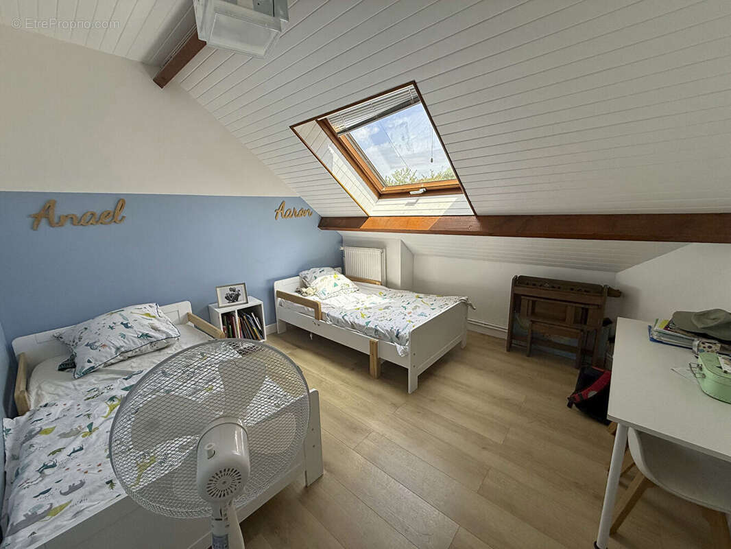 Maison Saint Cyr L Ecole 6 pièce(s) 153 m2 - photo 8