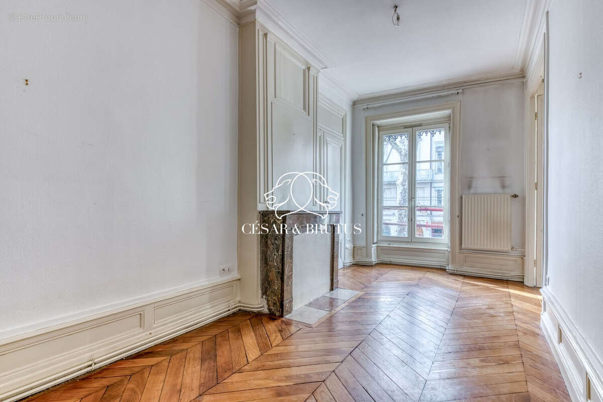 Appartement à LYON-6E