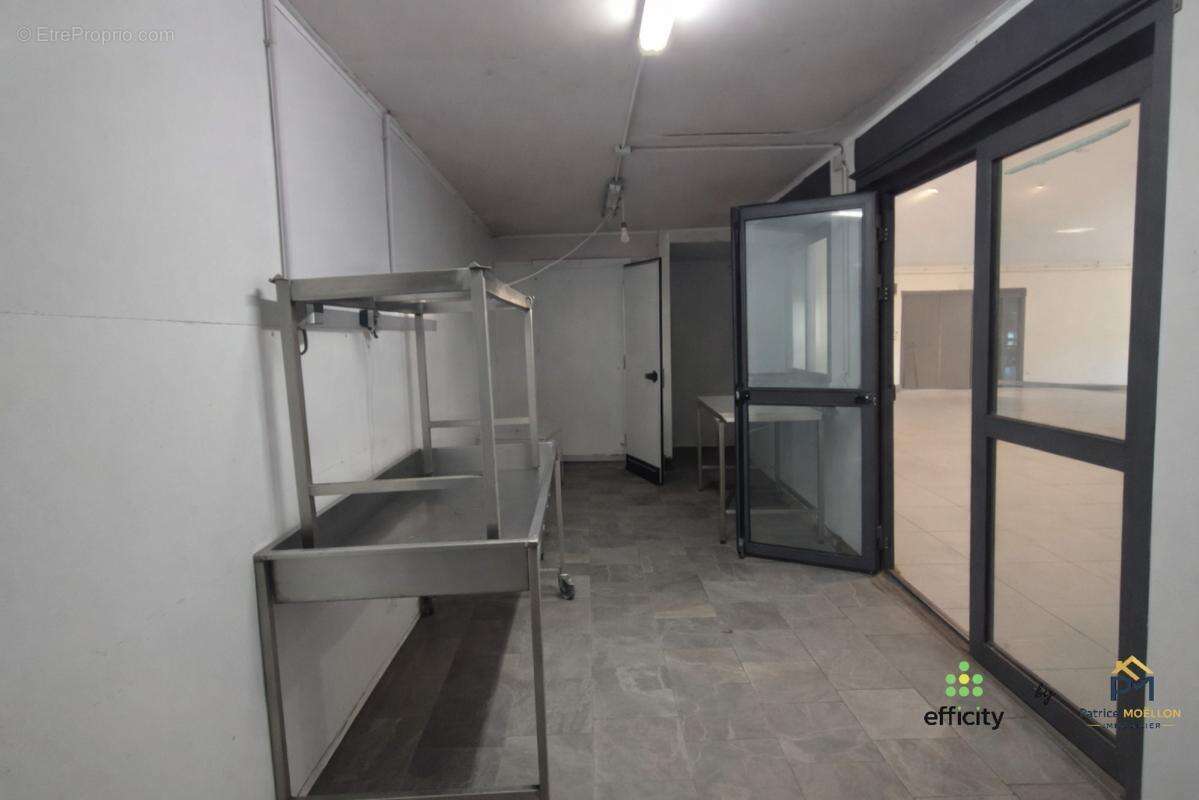 Commerce à SAINT-LOUIS