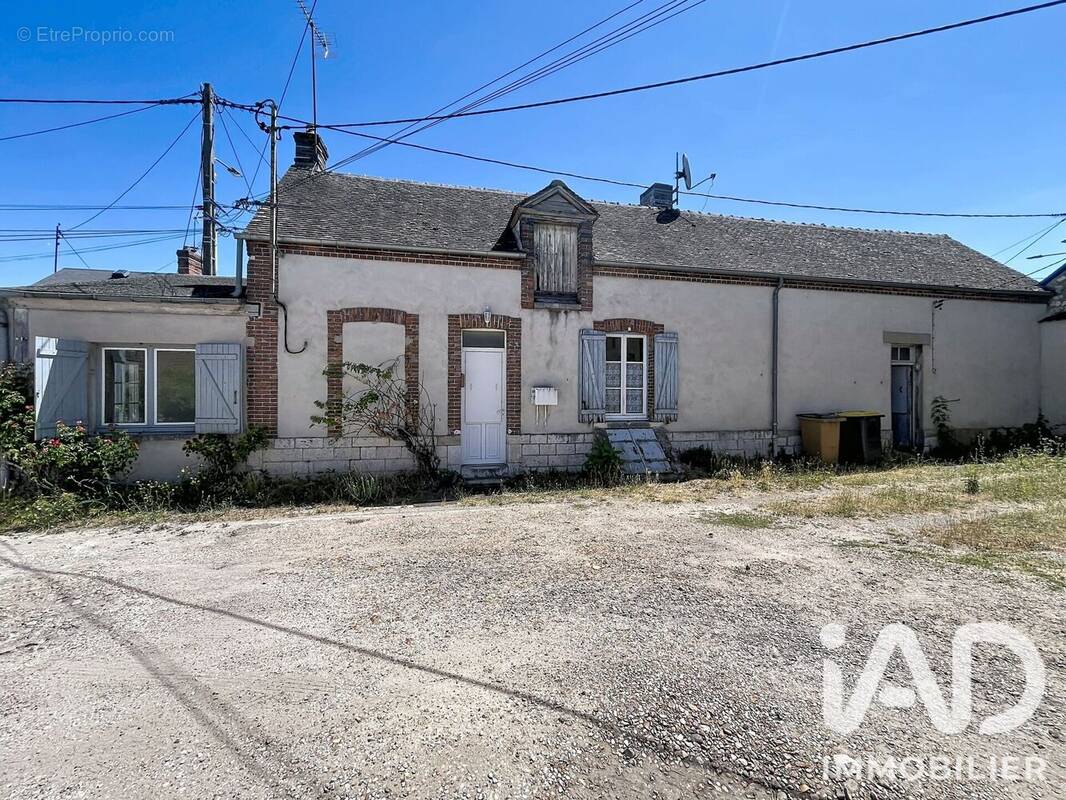 Photo 1 - Maison à MONTARGIS