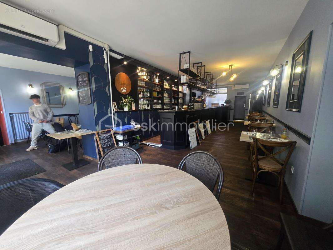 Commerce à LA CHARITE-SUR-LOIRE