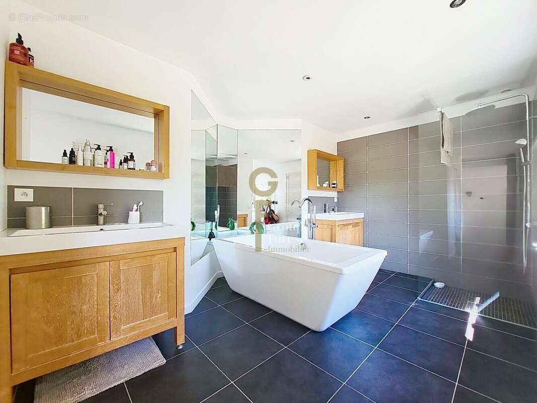 Maison 205 m² à Wervicq-Sud  - photo 8