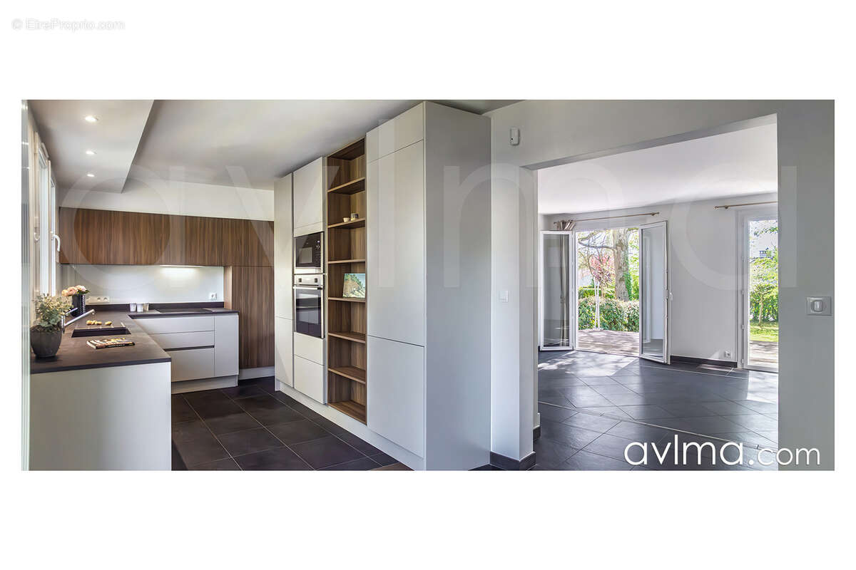 Maison à SAINT-NOM-LA-BRETECHE